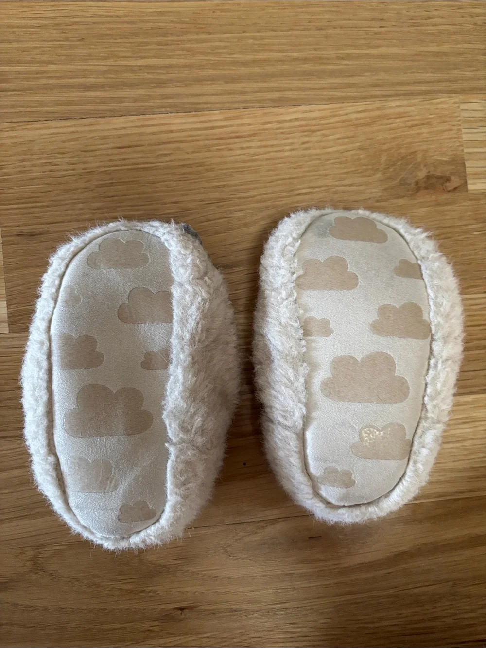 Zara Home | Kids’ Paw Slippers | sz 6/7